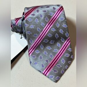 NWT Paul Smith Made in Italy 100% Silk Gray Floral Stripe Blade Tie Pink Accent